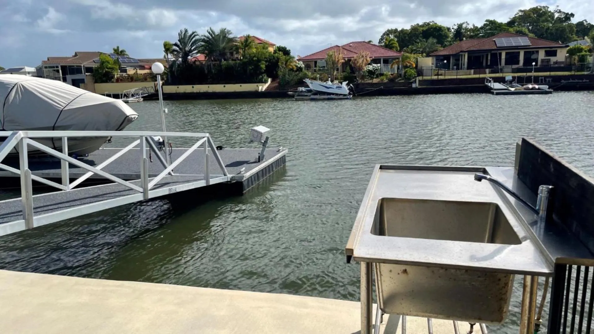 Studio On Bribie Canal Bongaree 0*,